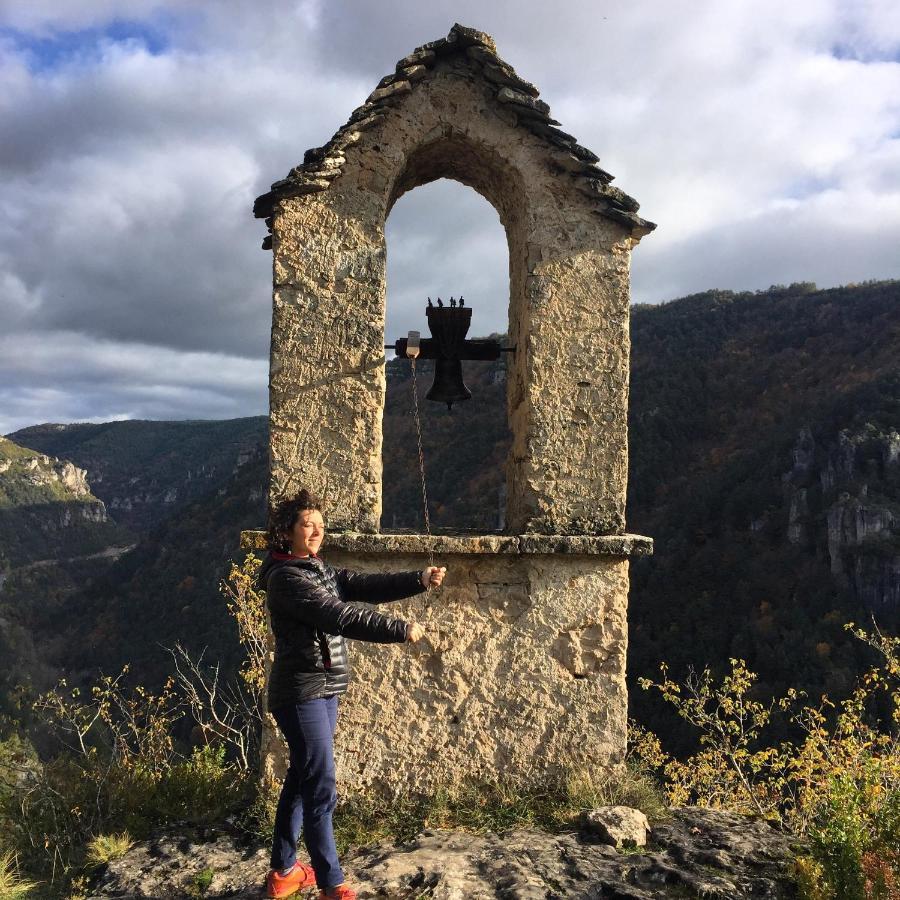 Gîte La Cerise Qui Rit La Cresse Esterno foto