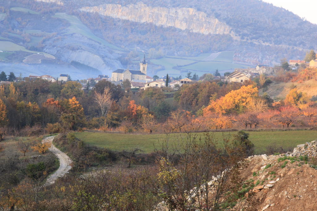 Gîte La Cerise Qui Rit La Cresse Camera foto